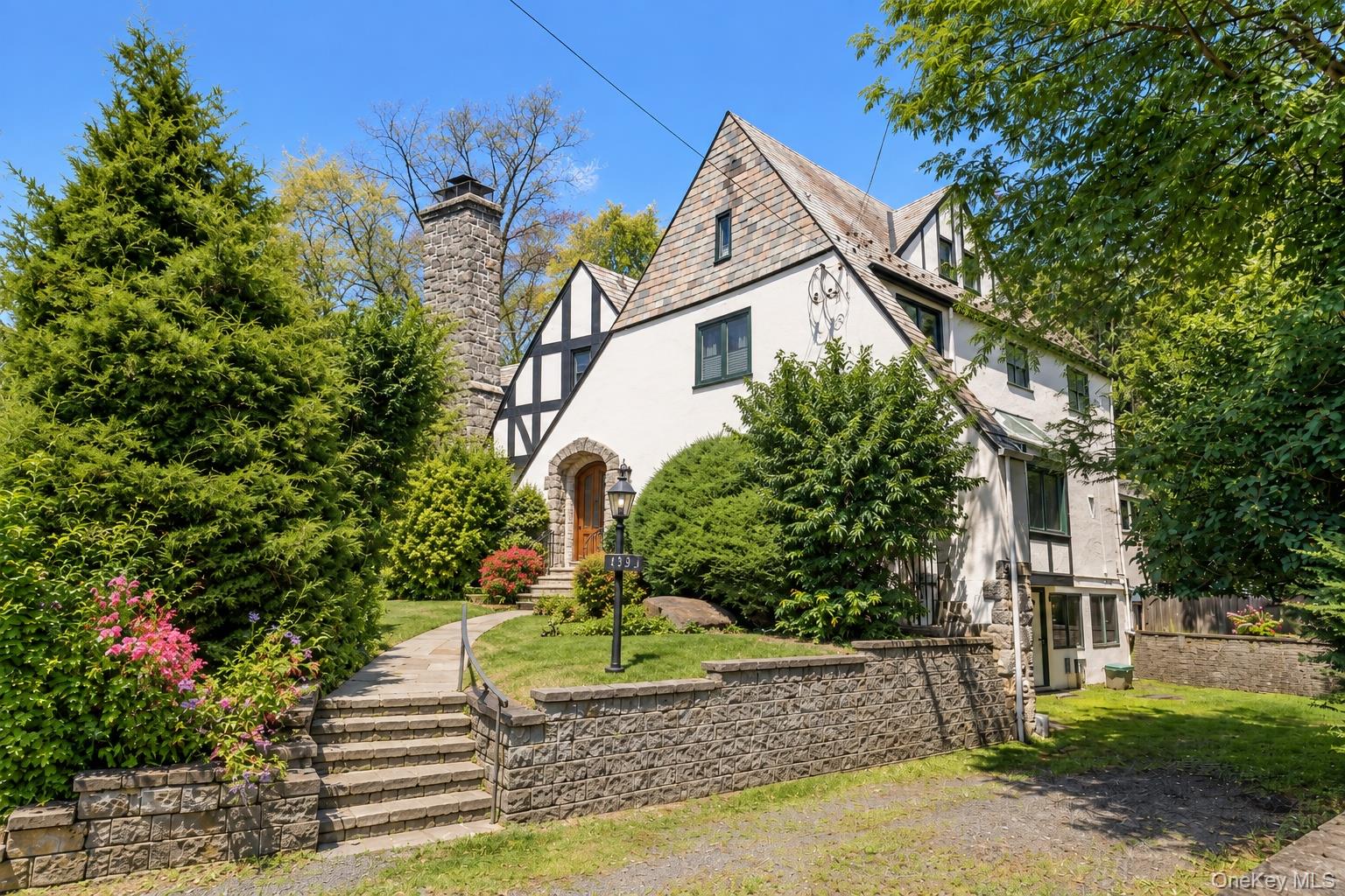 Griffin, a Swan and a Mystery in a 1929 New Rochelle Tudor. Nearly a c...