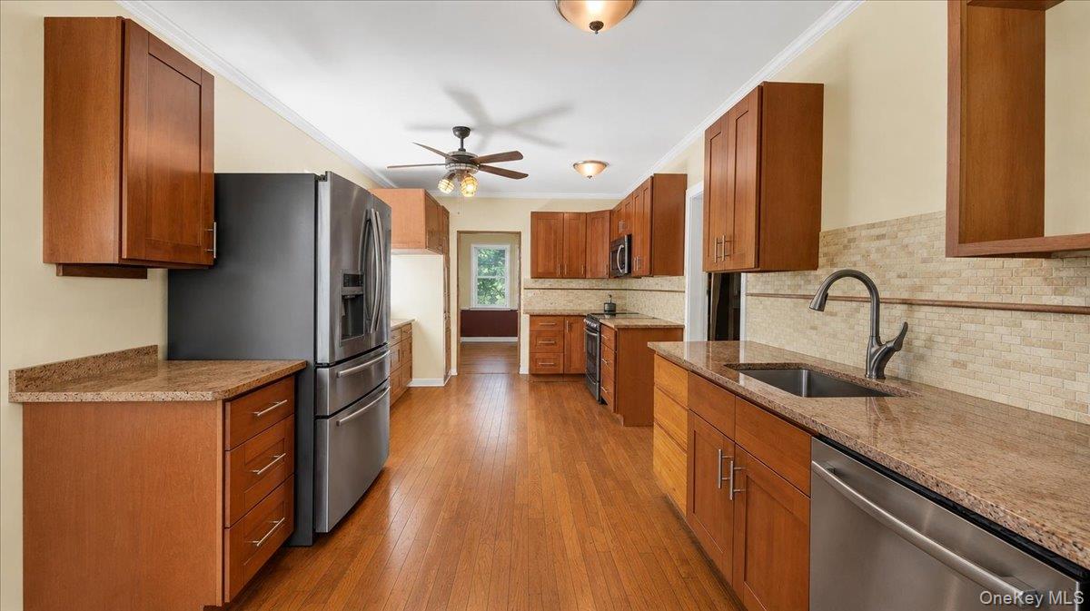 Photo 7 of this property