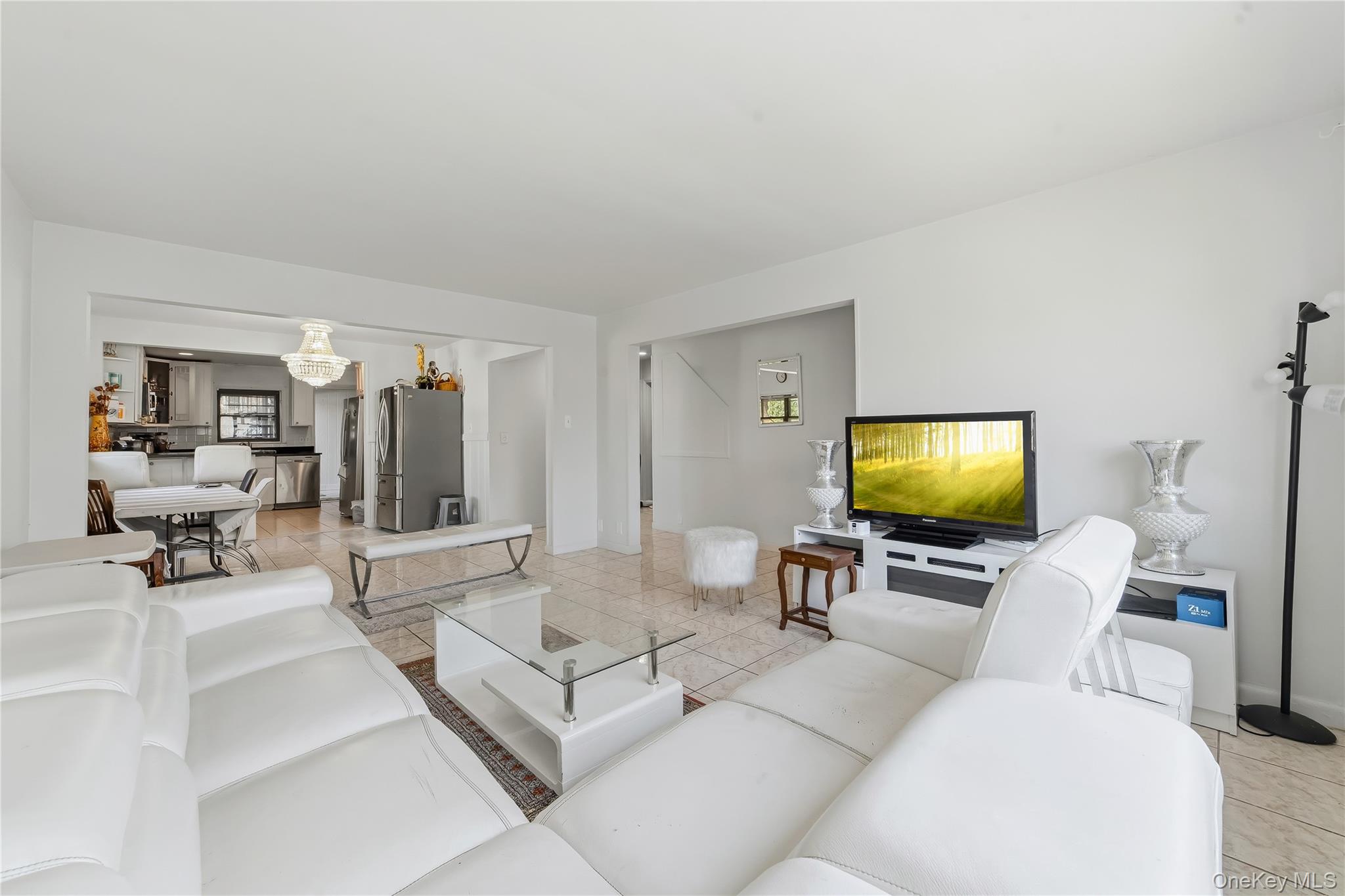 Photo 4 of this property
