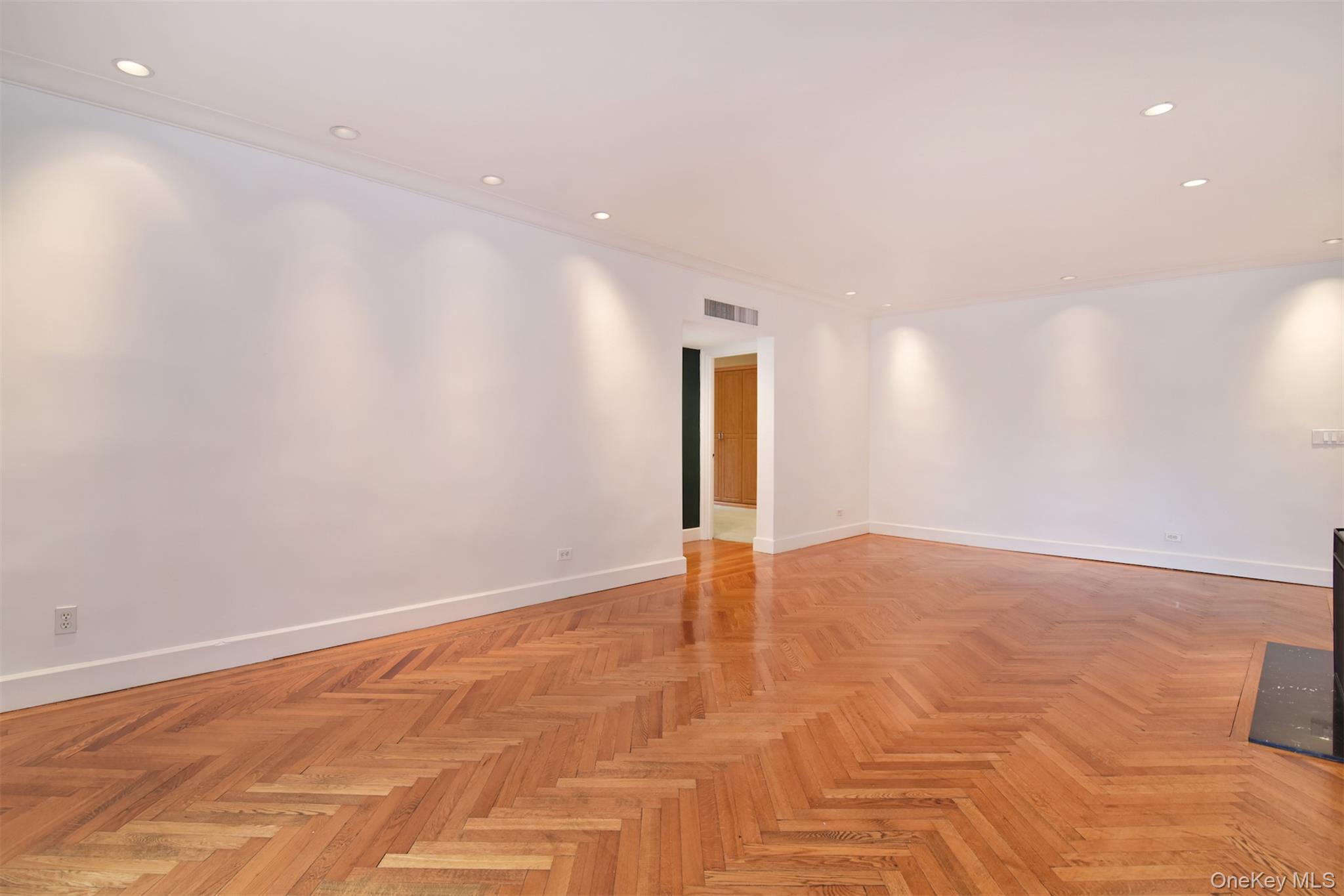 Photo 4 of this property