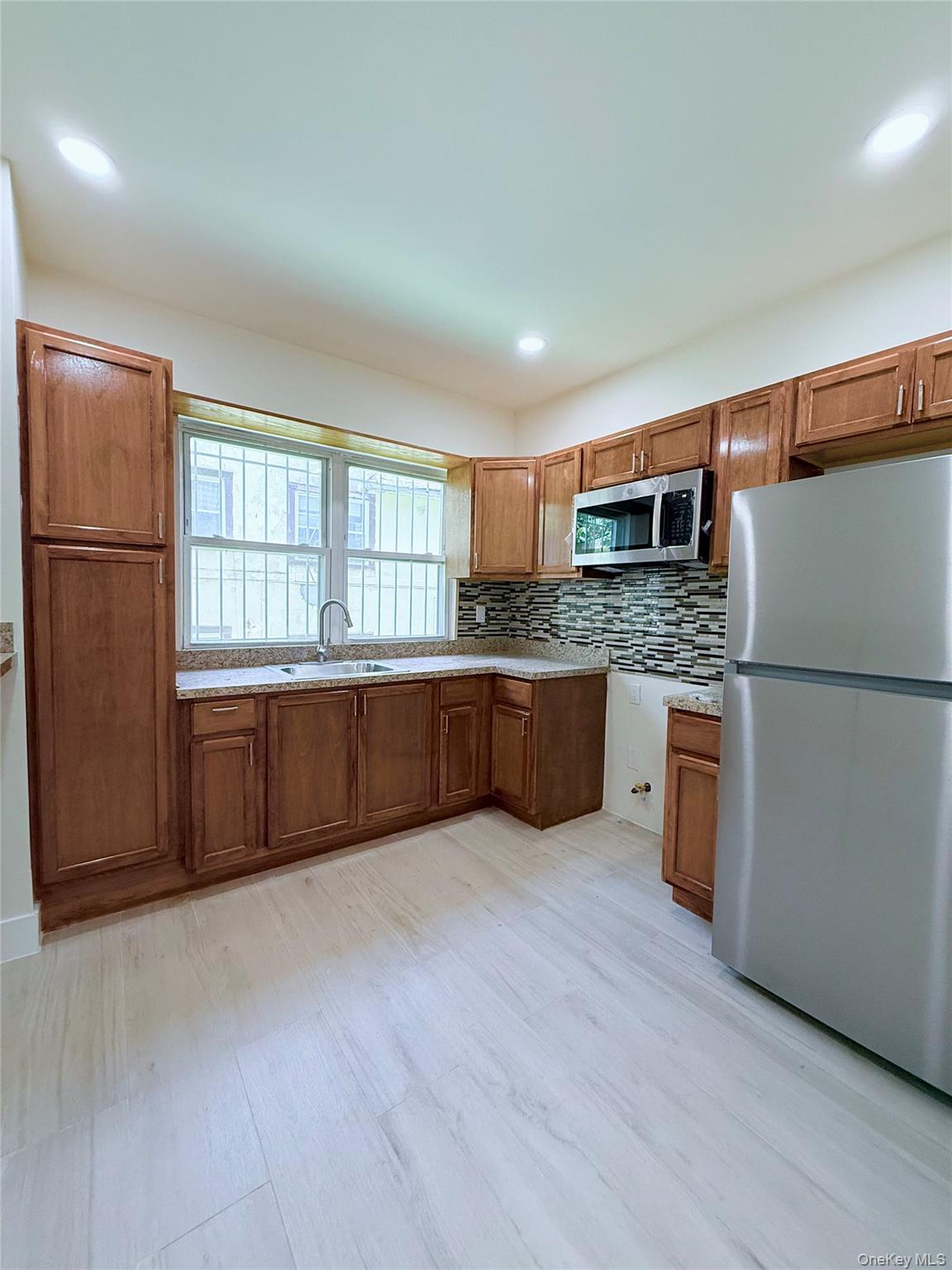 Photo 4 of this property