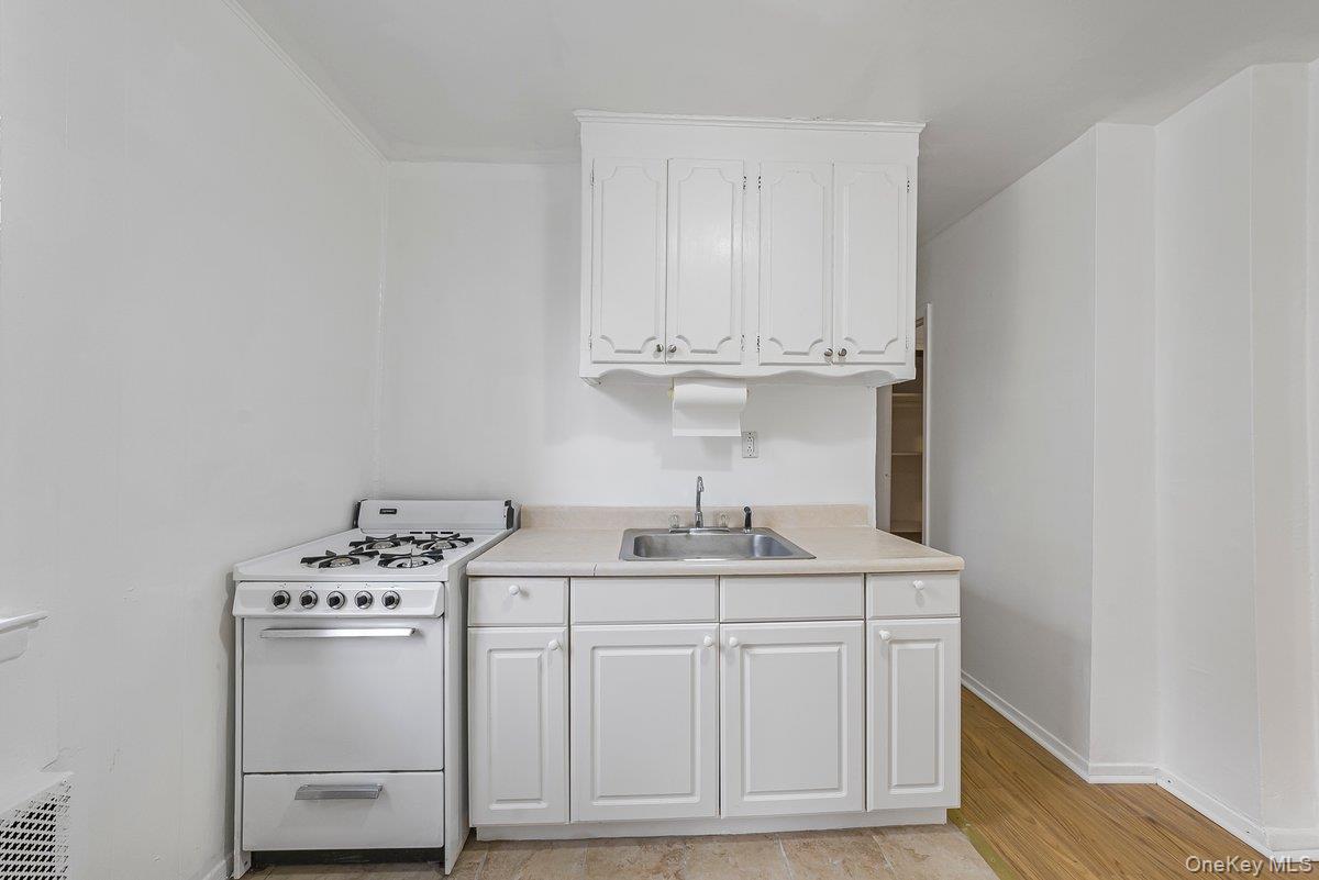 Photo 7 of this property