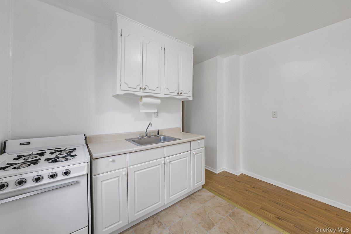 Photo 6 of this property