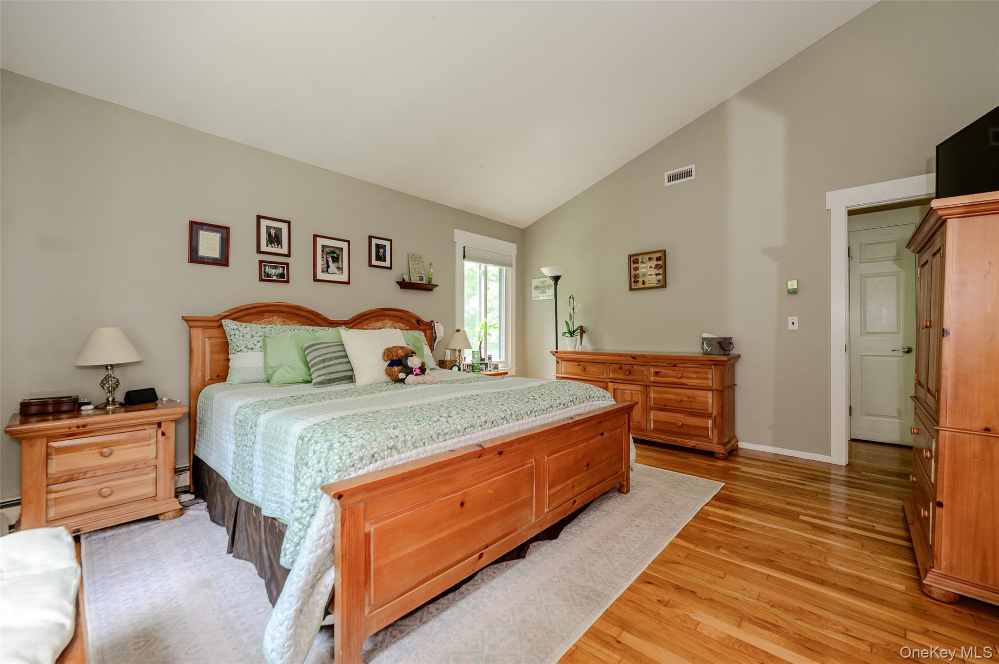 Photo 11 of this property