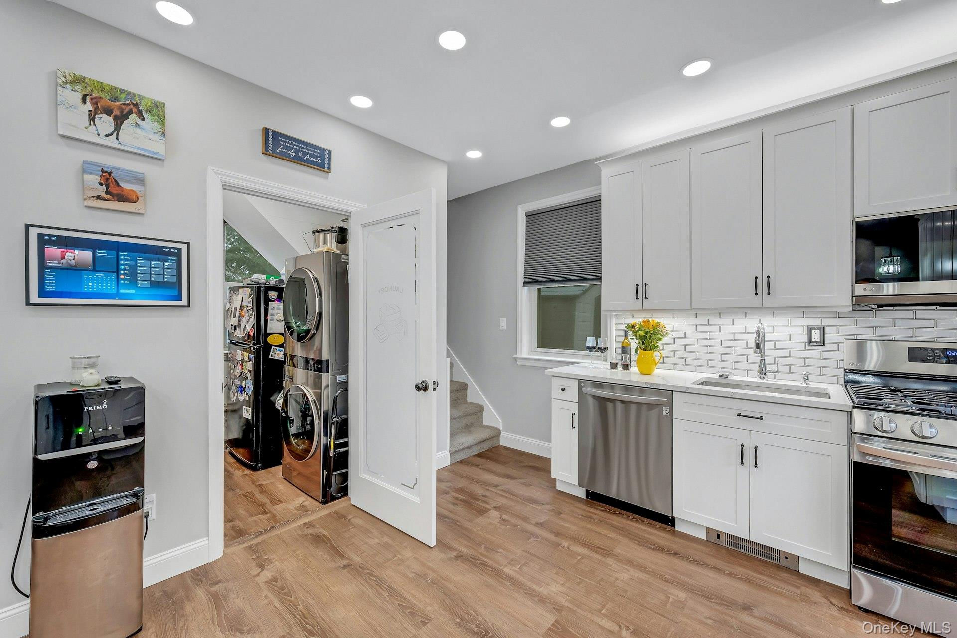 Photo 4 of this property