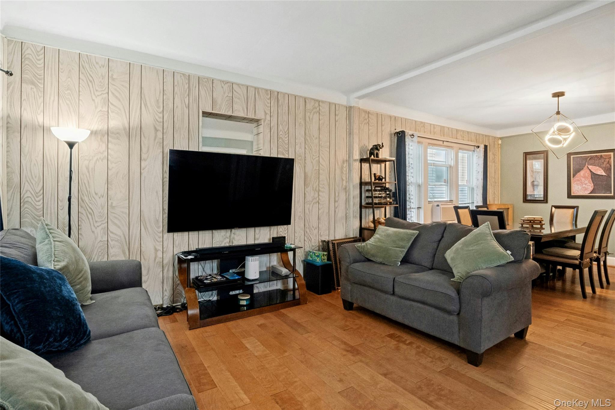 Photo 5 of this property