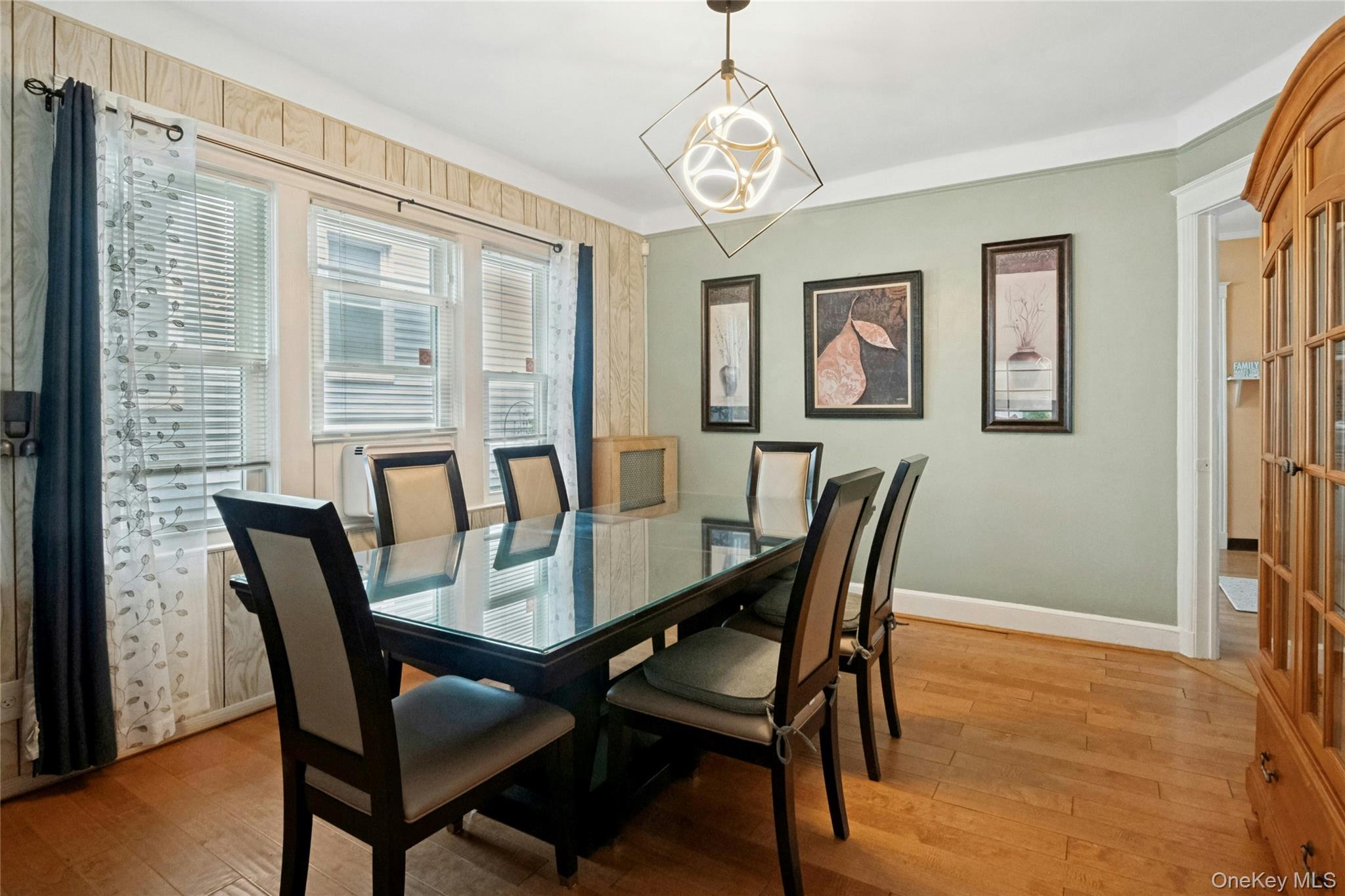 Photo 7 of this property