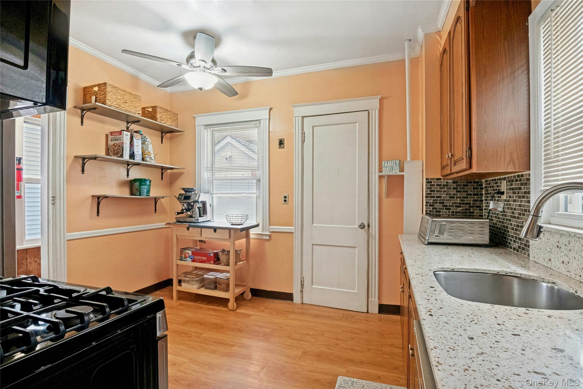 Photo 11 of this property
