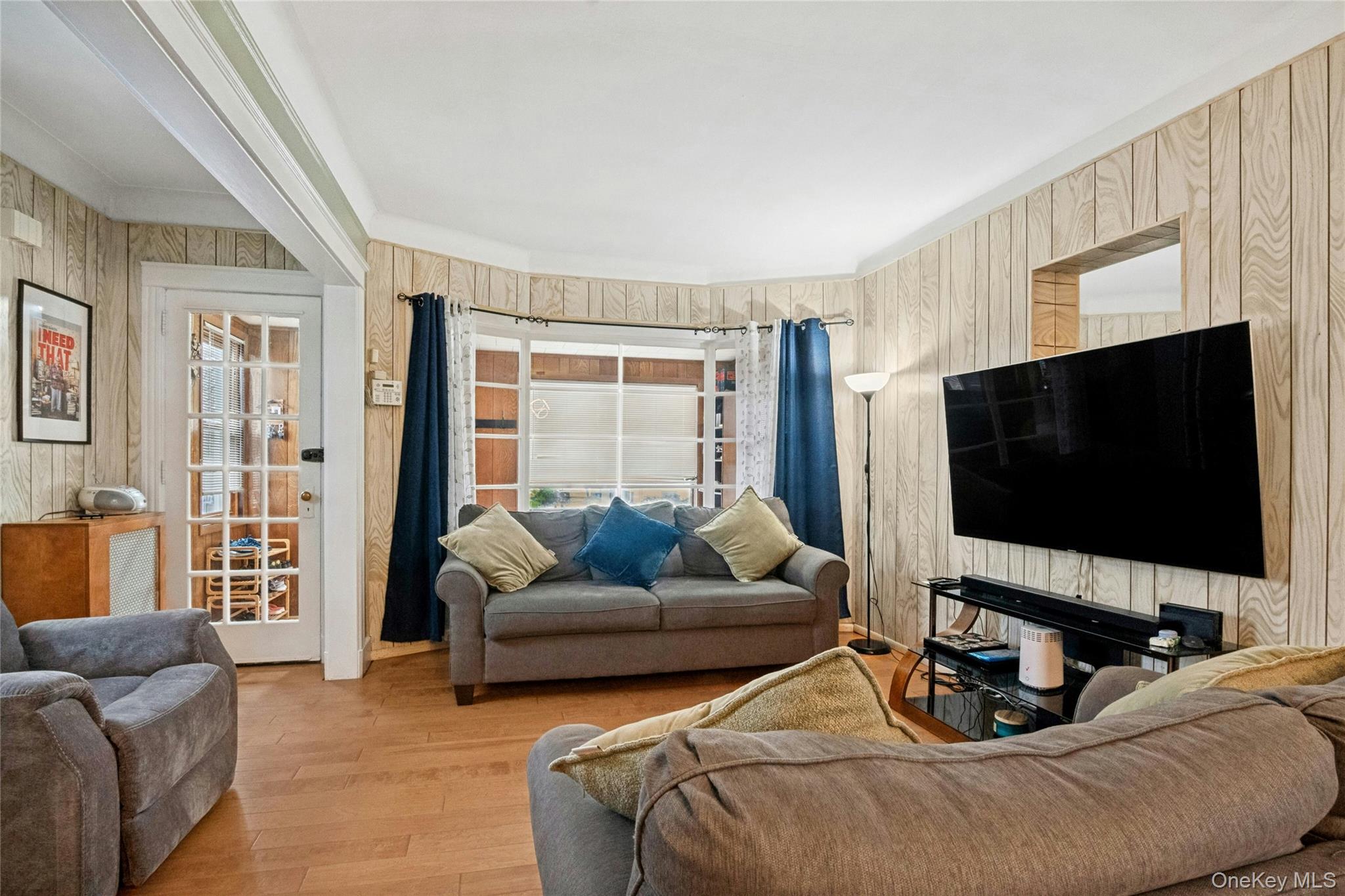 Photo 6 of this property