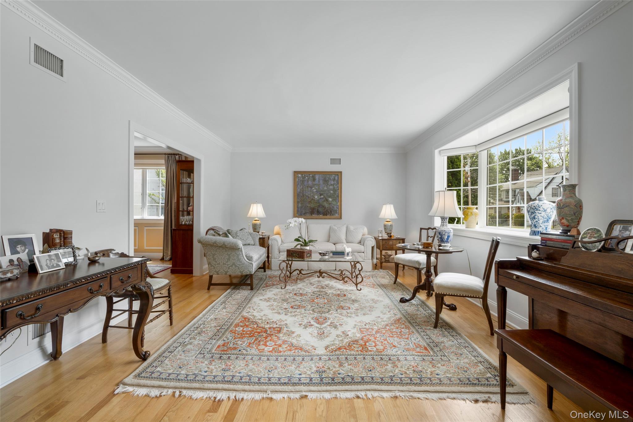 Photo 4 of this property