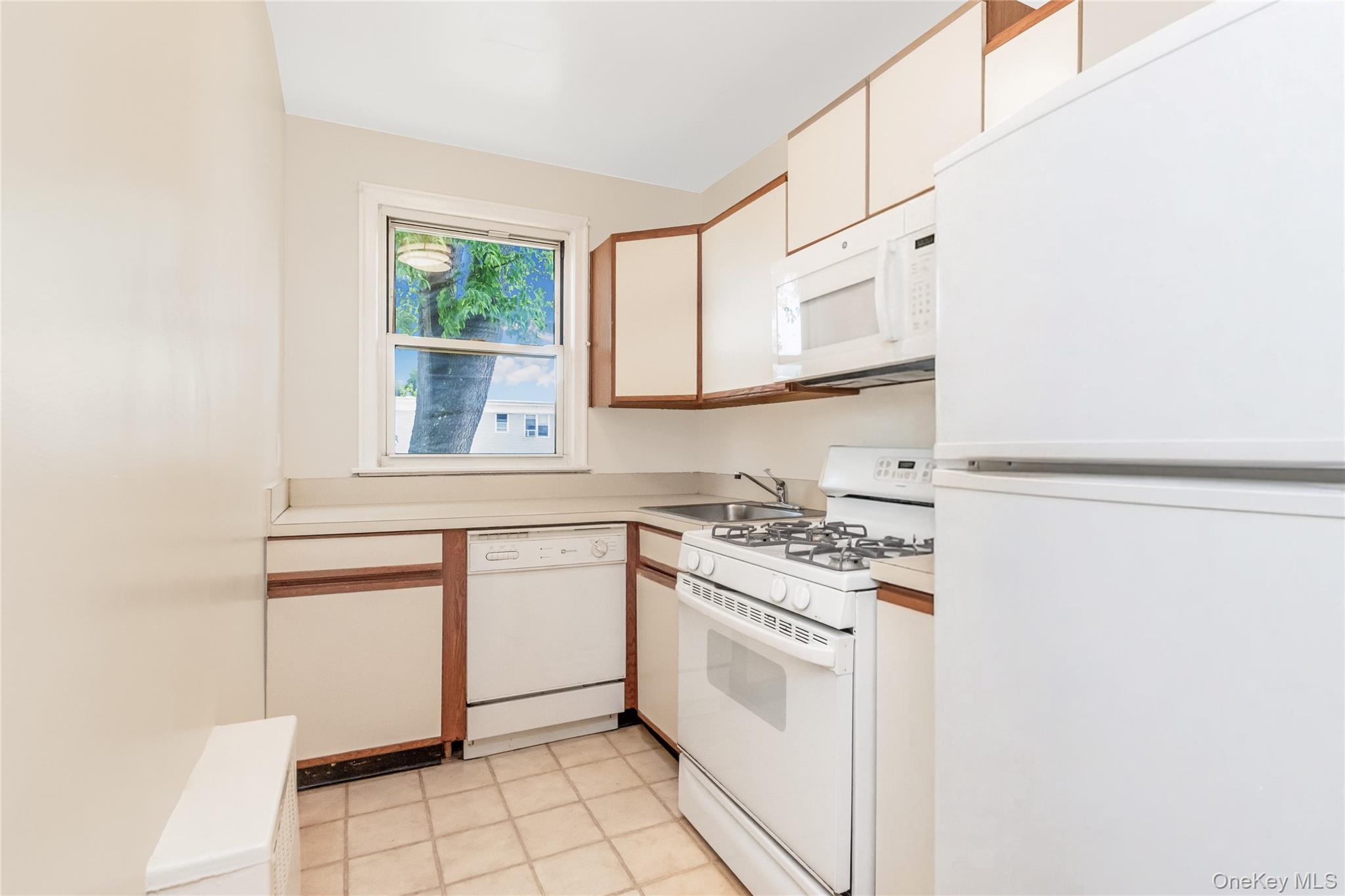 Photo 5 of this property