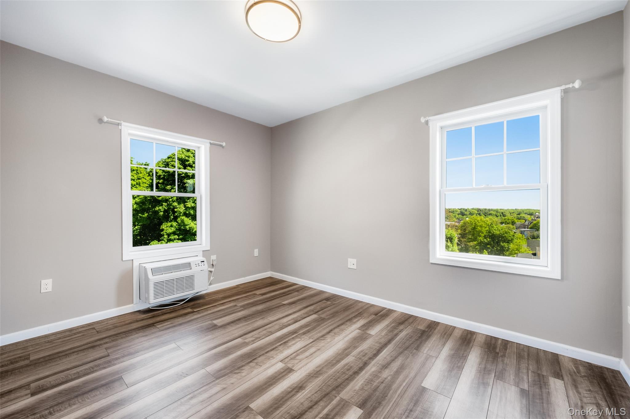 Photo 7 of this property