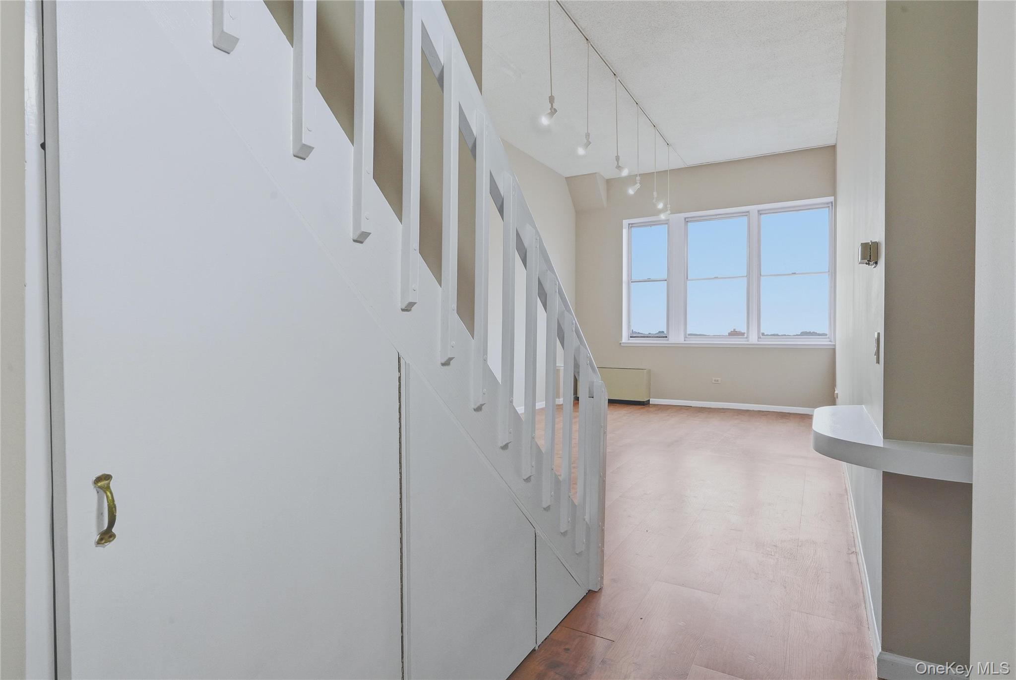 Photo 6 of this property