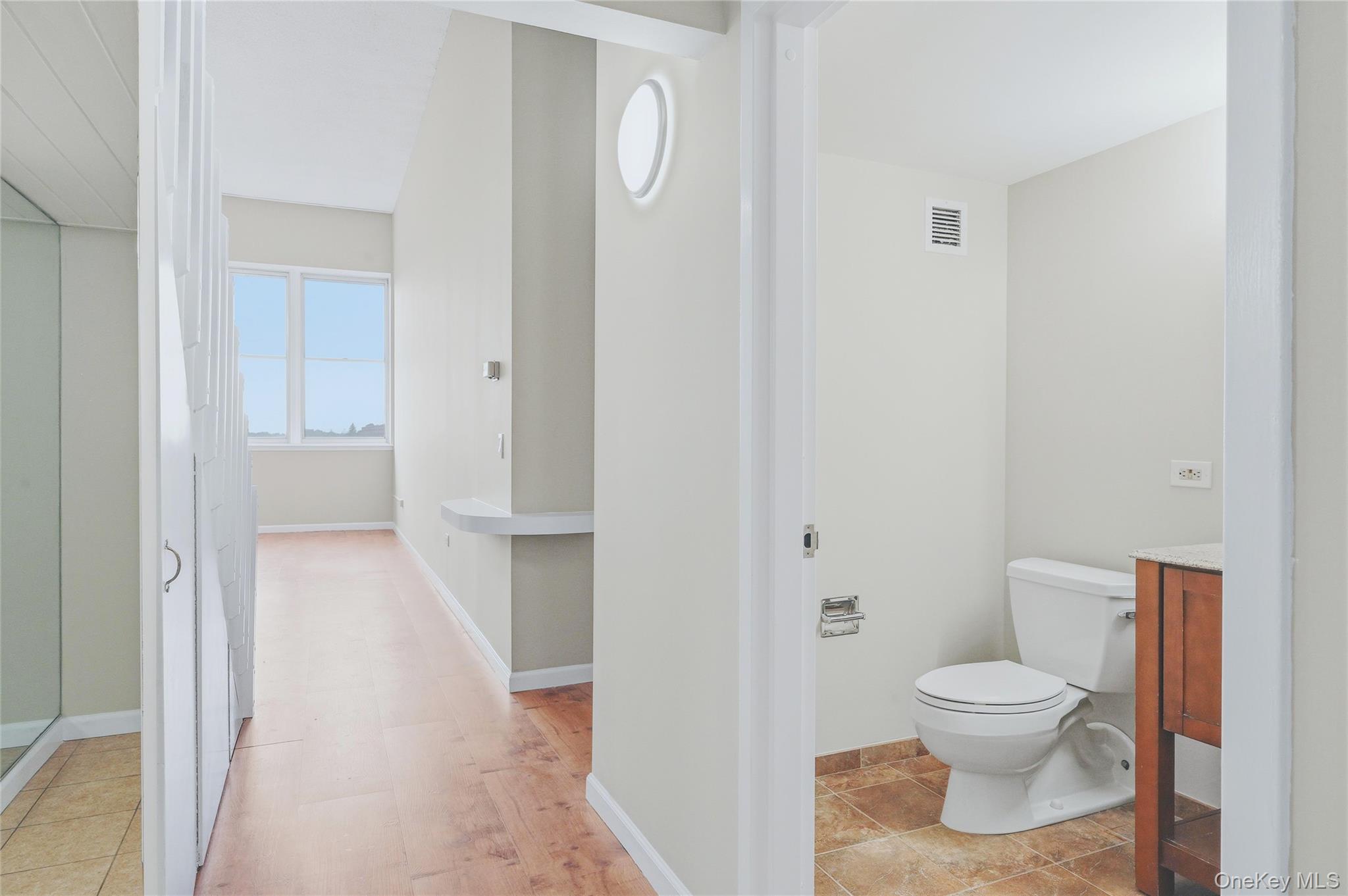 Photo 4 of this property