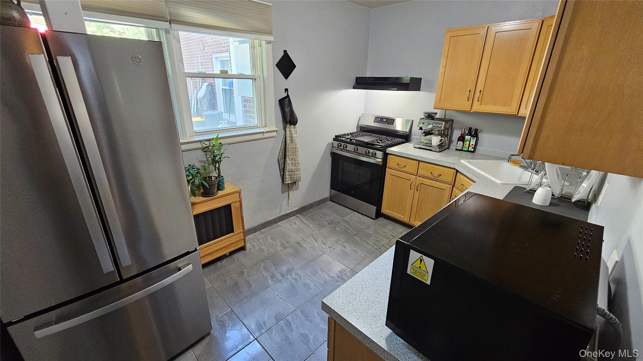 Photo 8 of this property