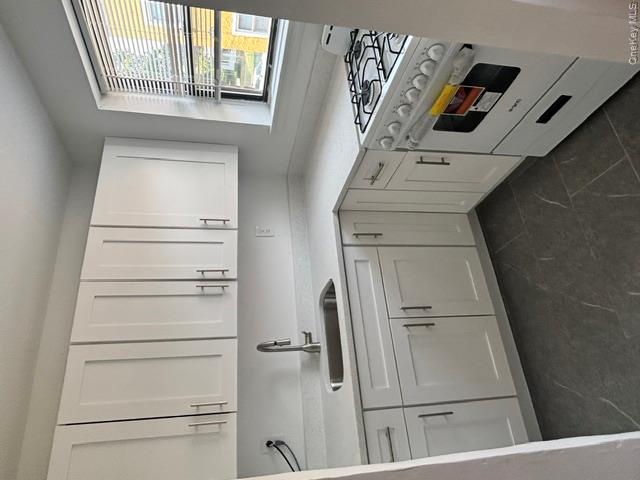 Photo 4 of this property