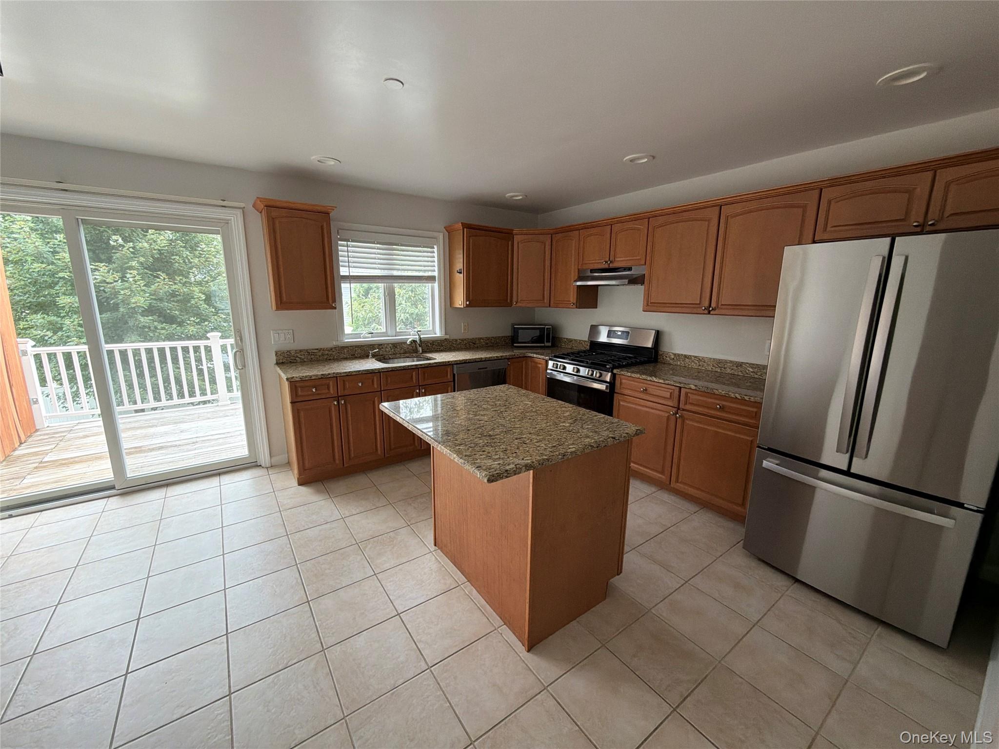 Photo 4 of this property