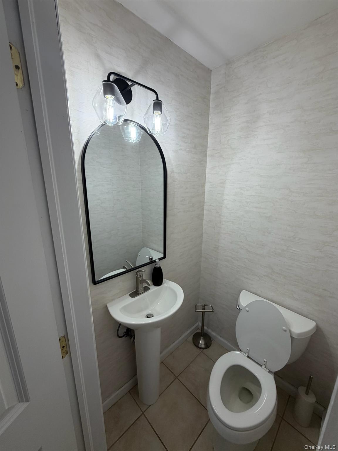 Photo 7 of this property