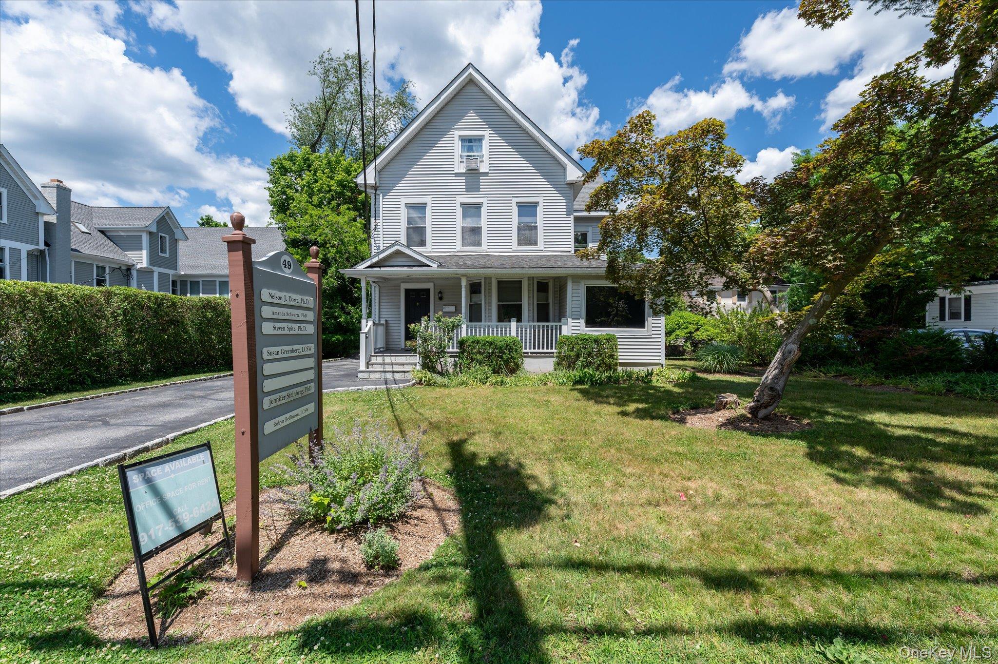 Located in the heart of Mount Kisco’s vibrant professional corridor, 4...