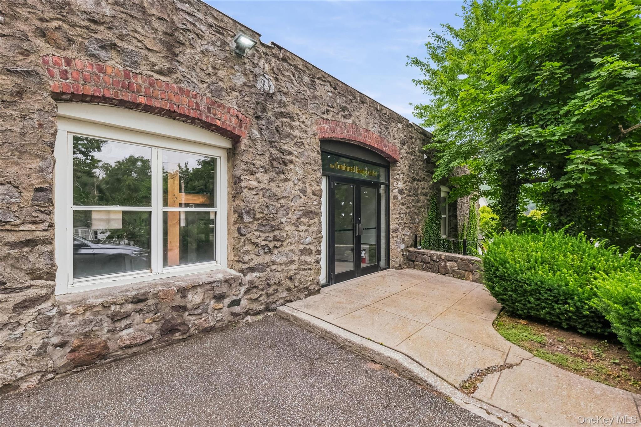 Photo 30 of this property