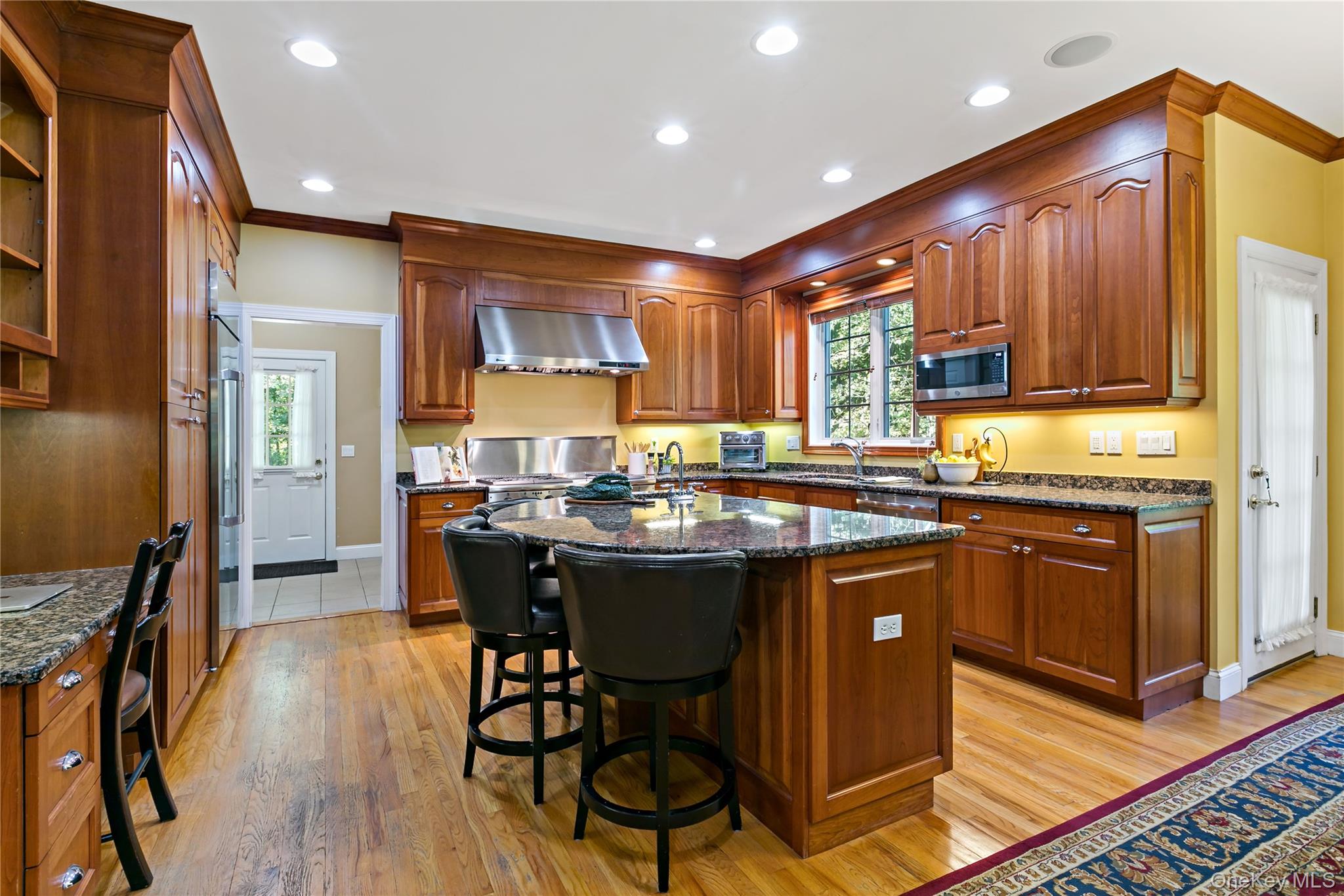 Photo 6 of this property