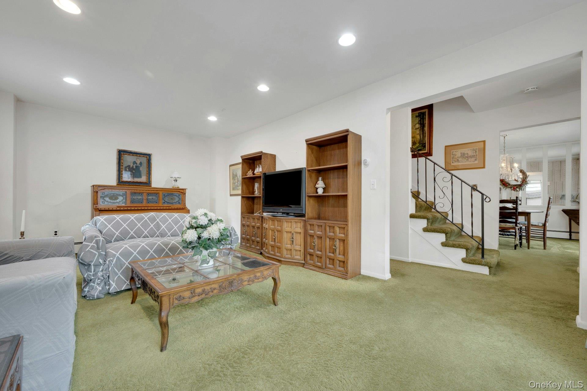 Photo 4 of this property