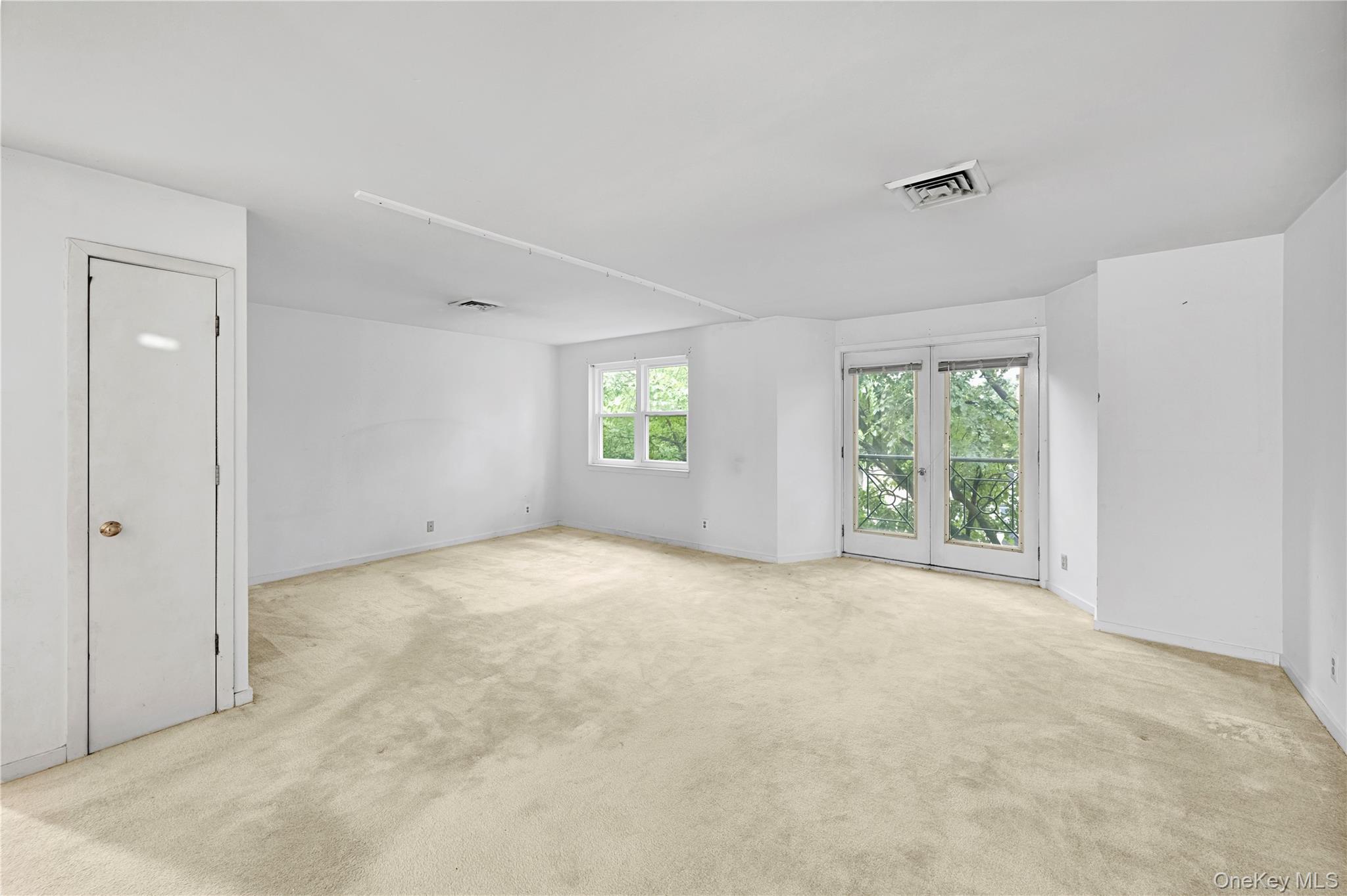 Photo 9 of this property