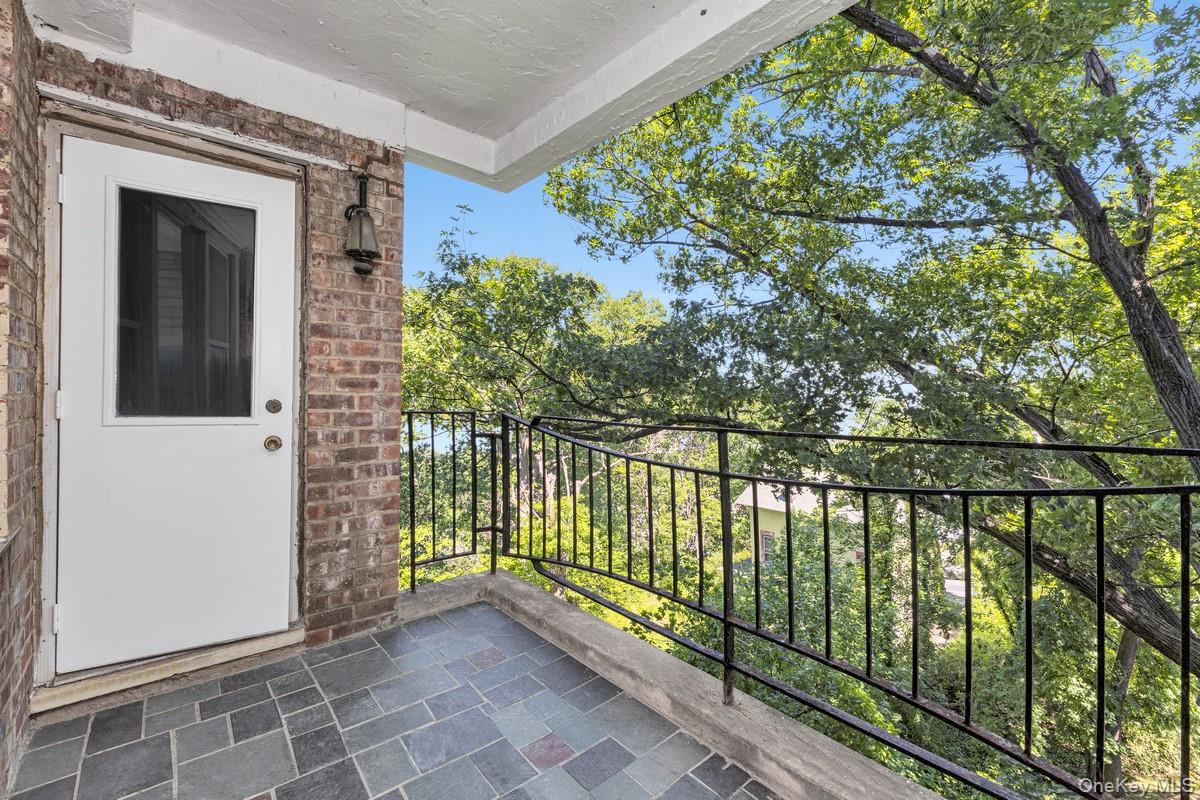Amazing 2 bedroom and 1.5 baths