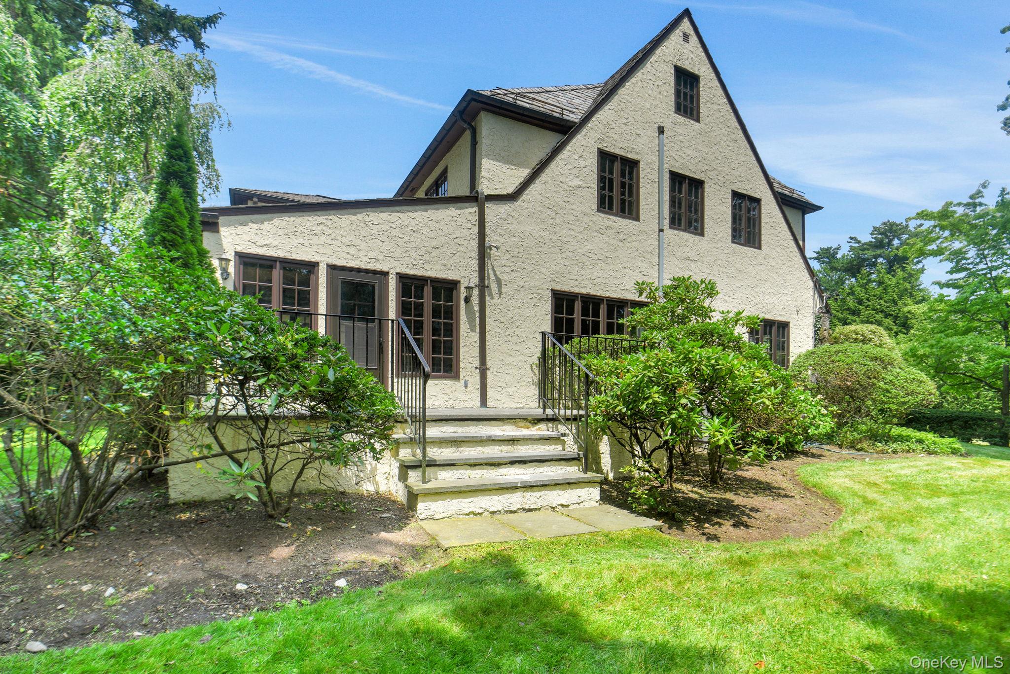 Photo 5 of this property