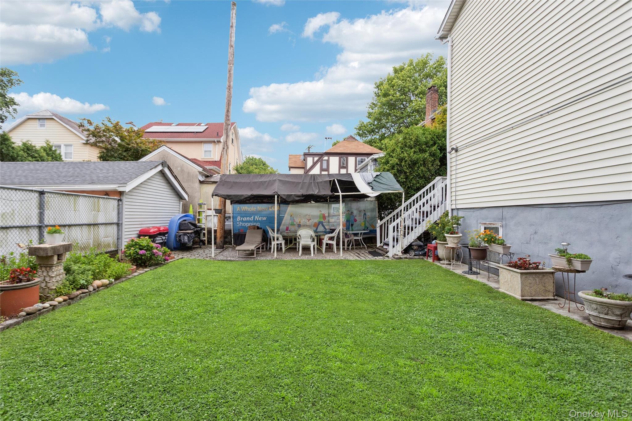 Photo 4 of this property