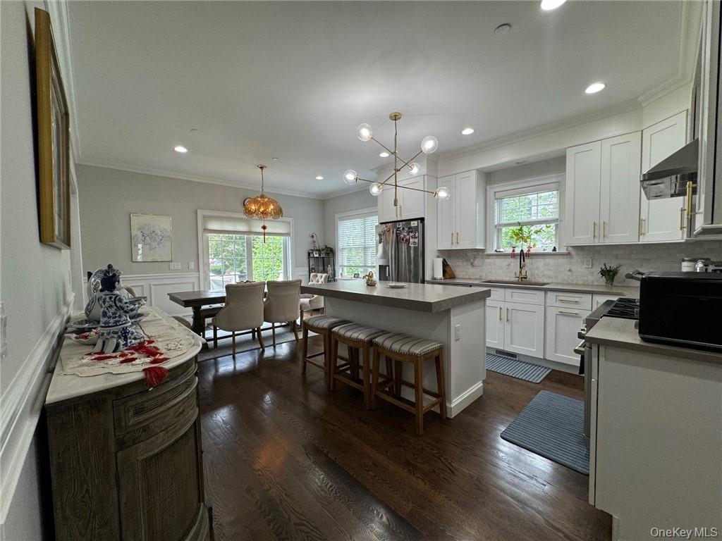 Photo 6 of this property