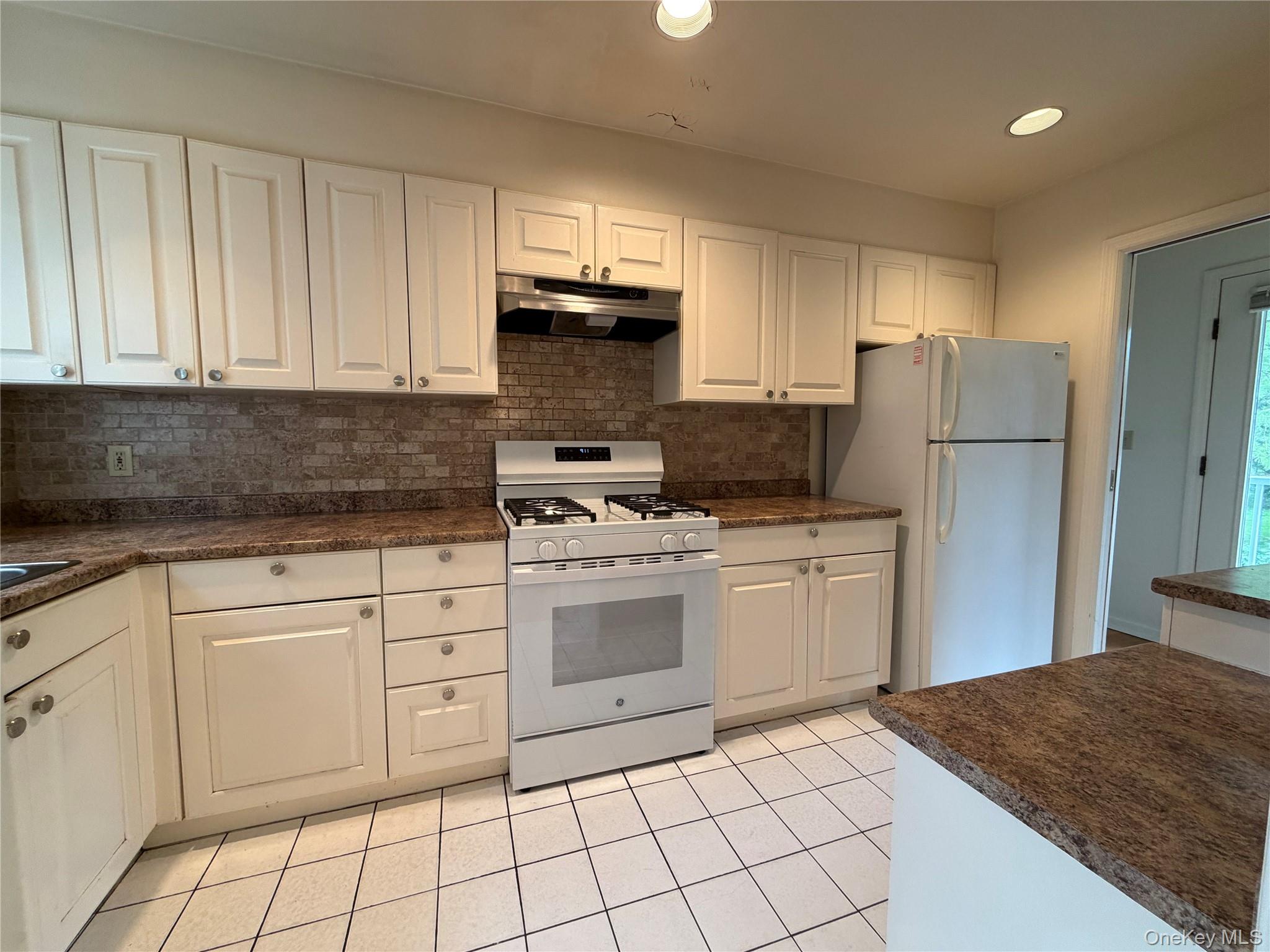 Photo 6 of this property