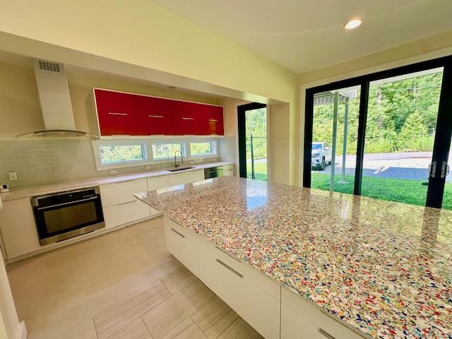 Photo 4 of this property