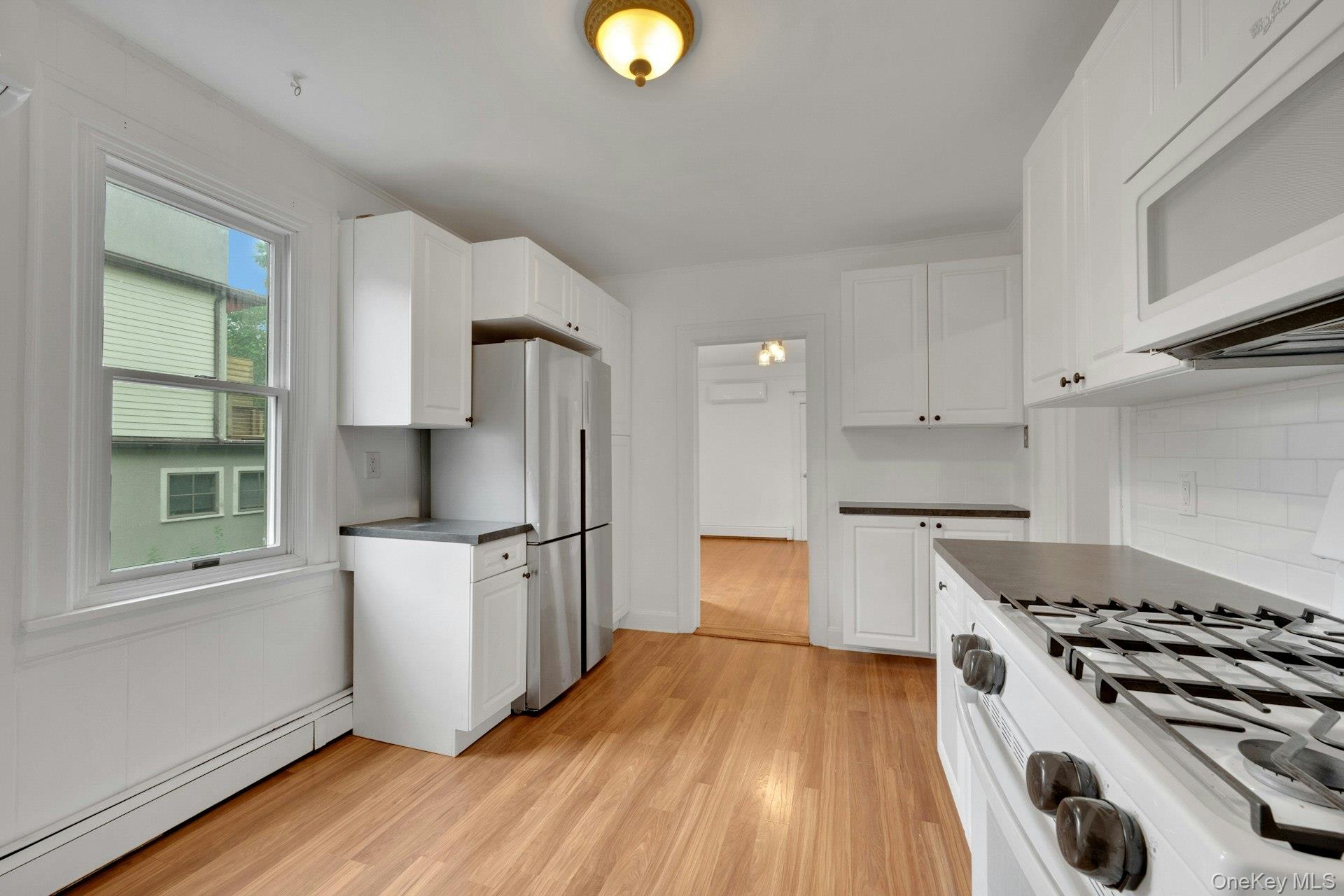 Photo 3 of this property
