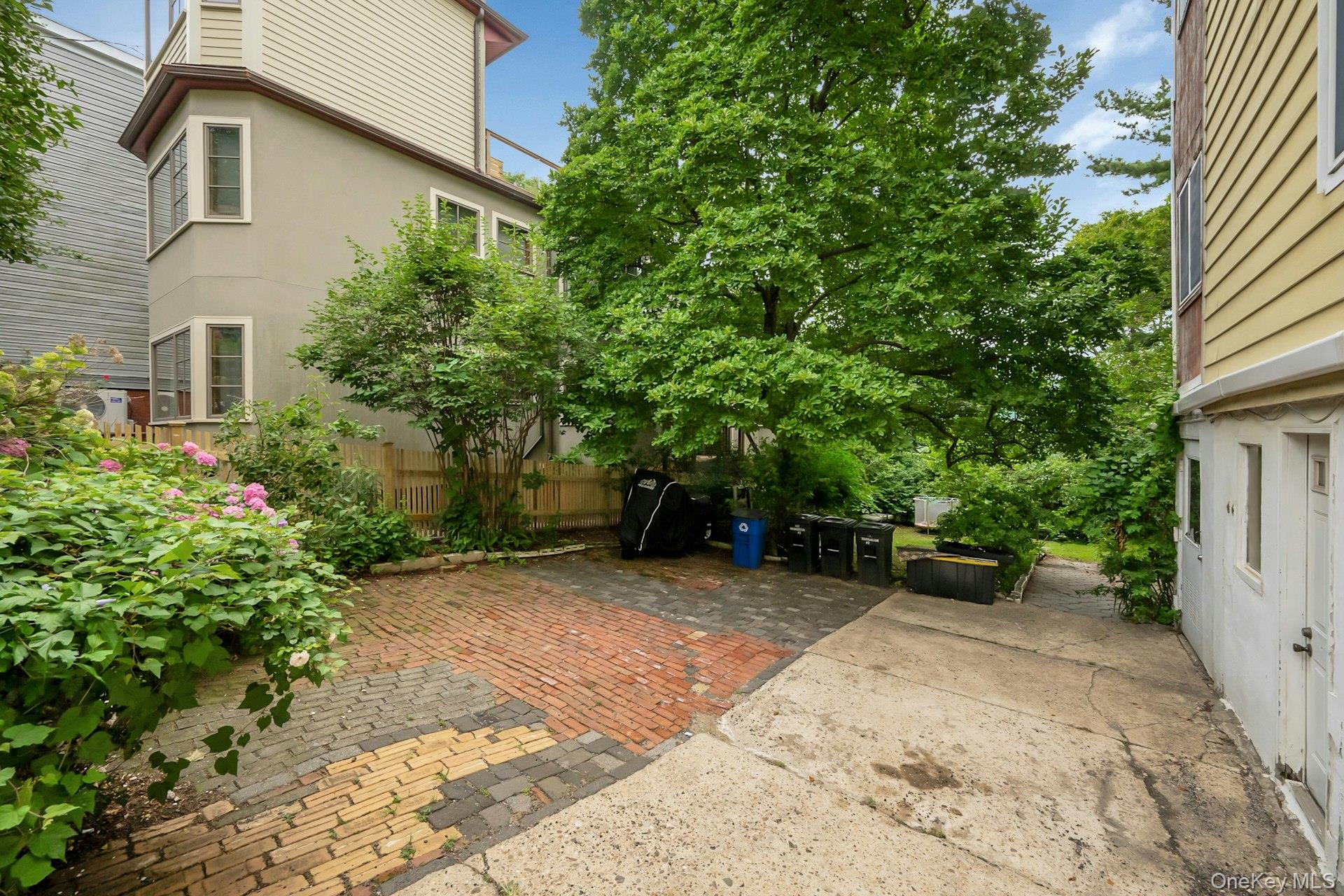 Photo 18 of this property