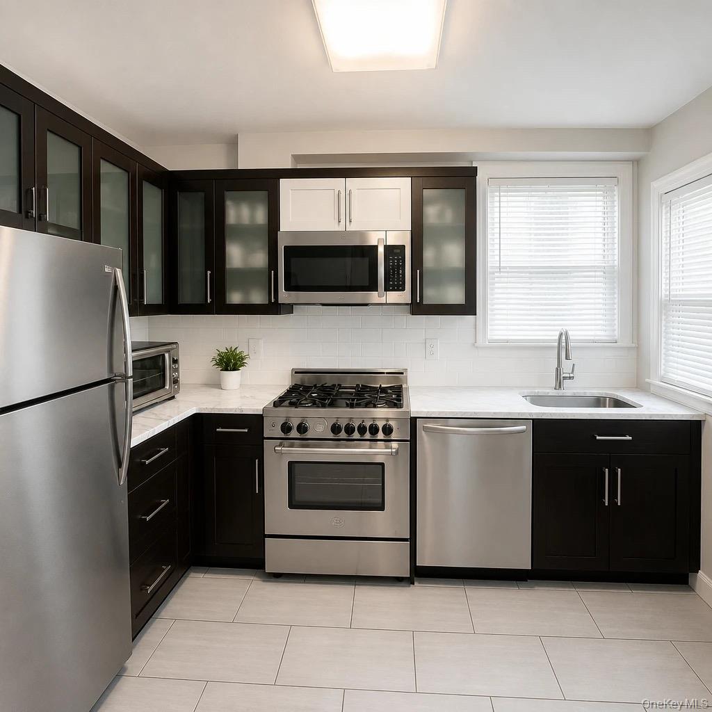 Photo 4 of this property