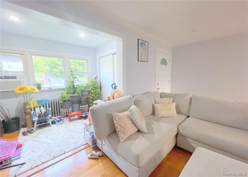 Photo 4 of this property