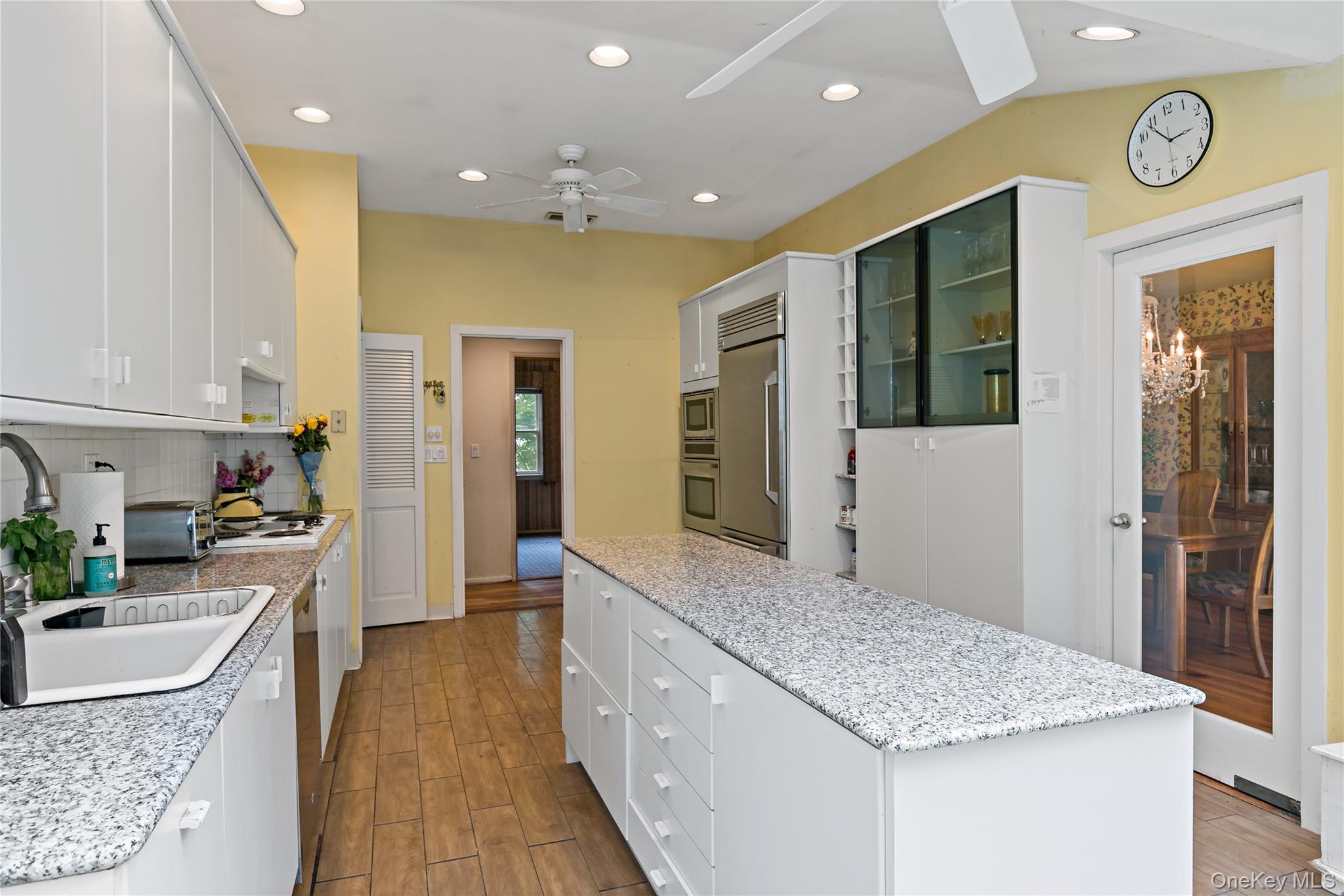Photo 9 of this property