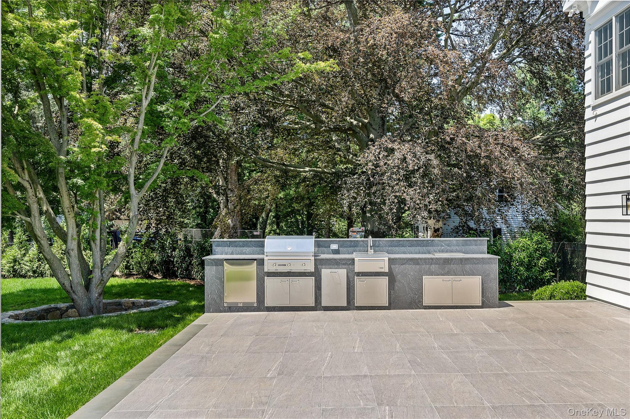 Photo 5 of this property