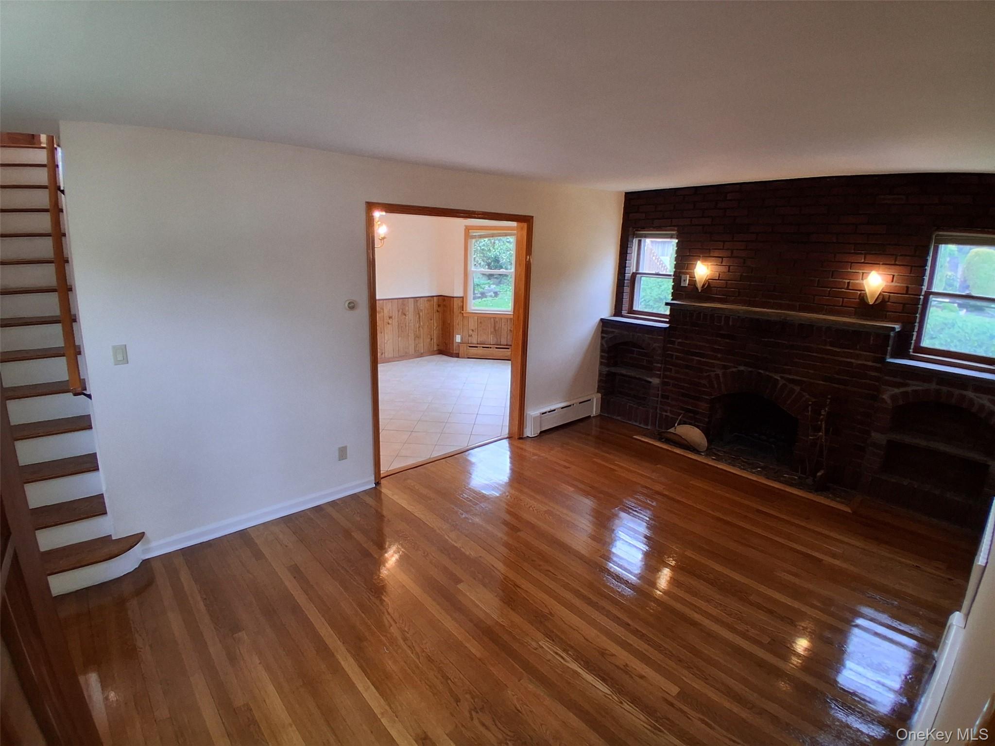 Photo 4 of this property