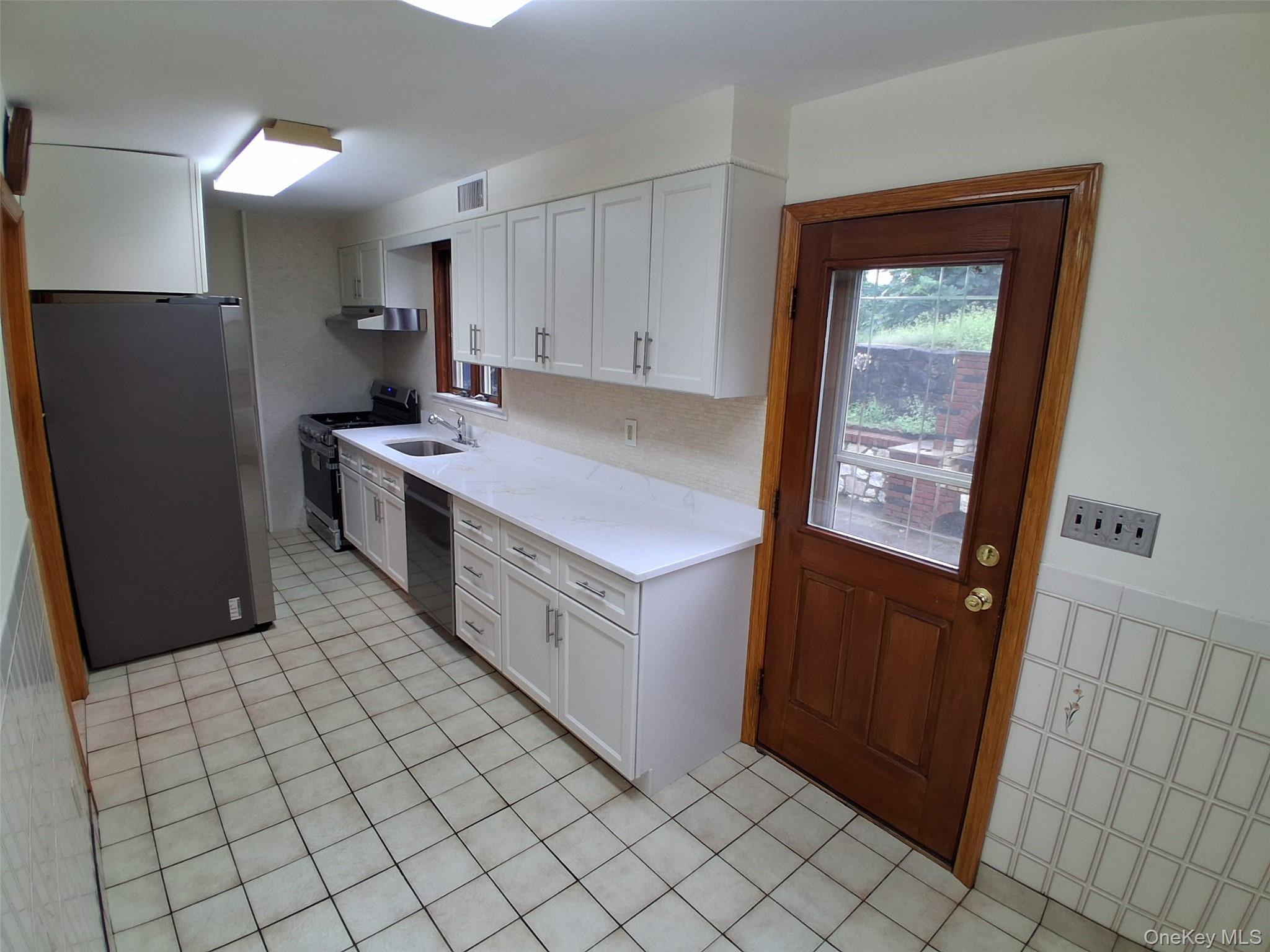 Photo 10 of this property