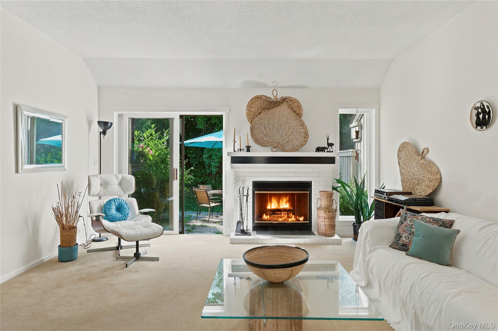 Photo 4 of this property