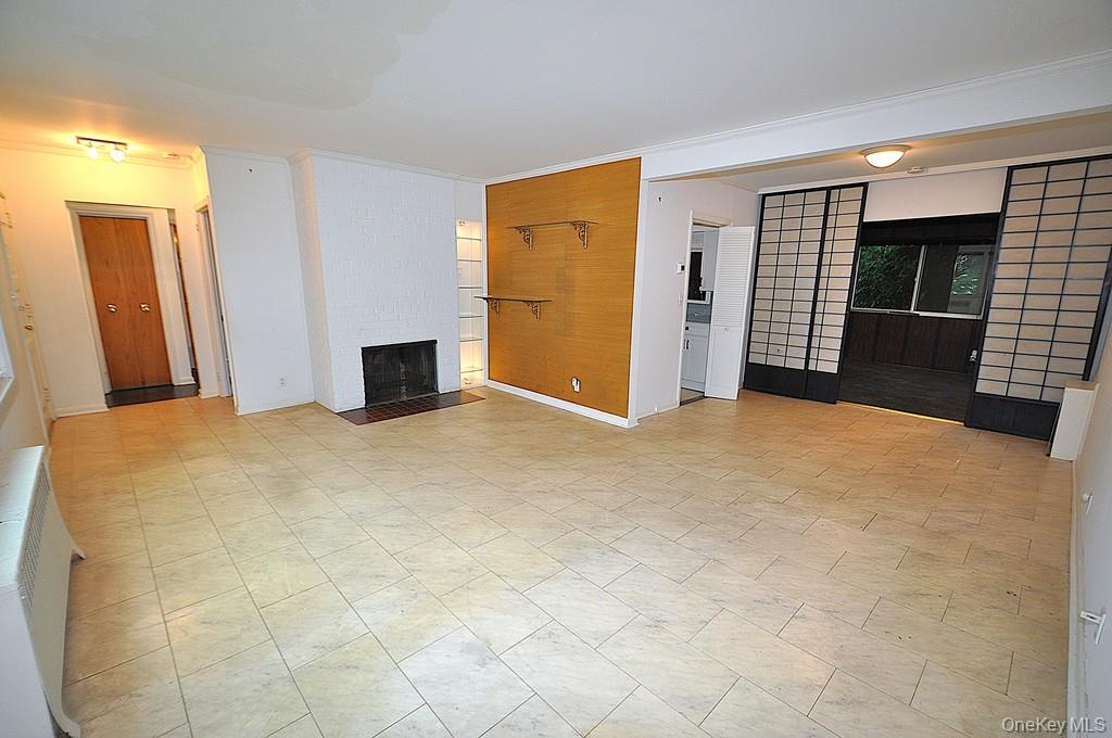 Photo 4 of this property