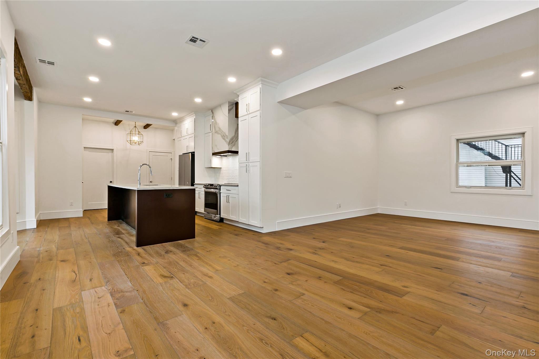Photo 5 of this property