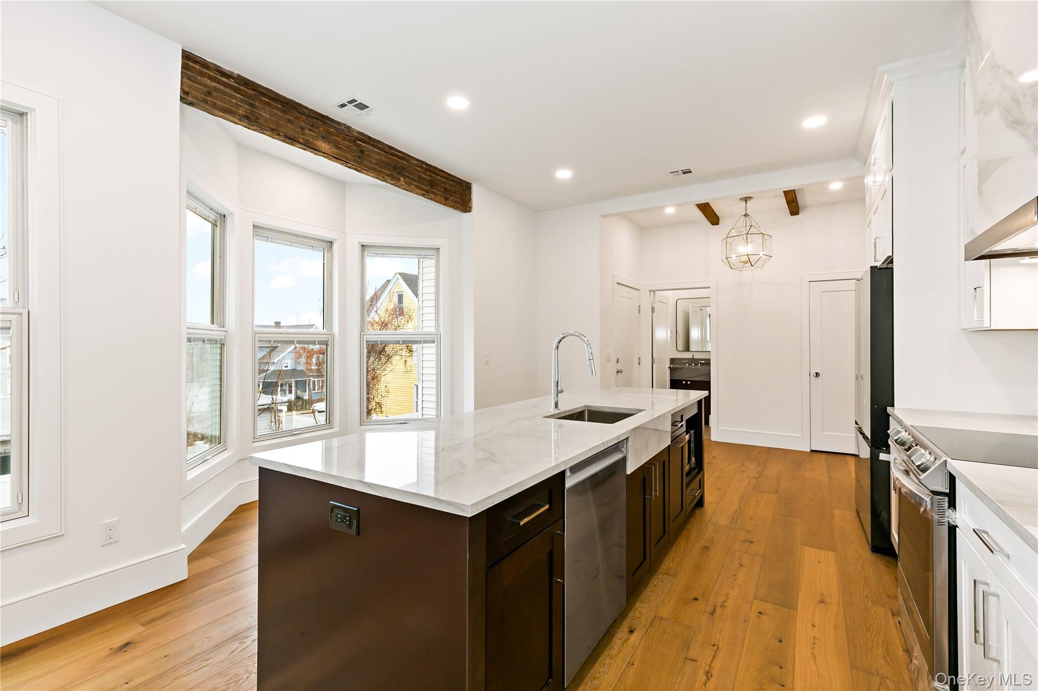 Photo 4 of this property