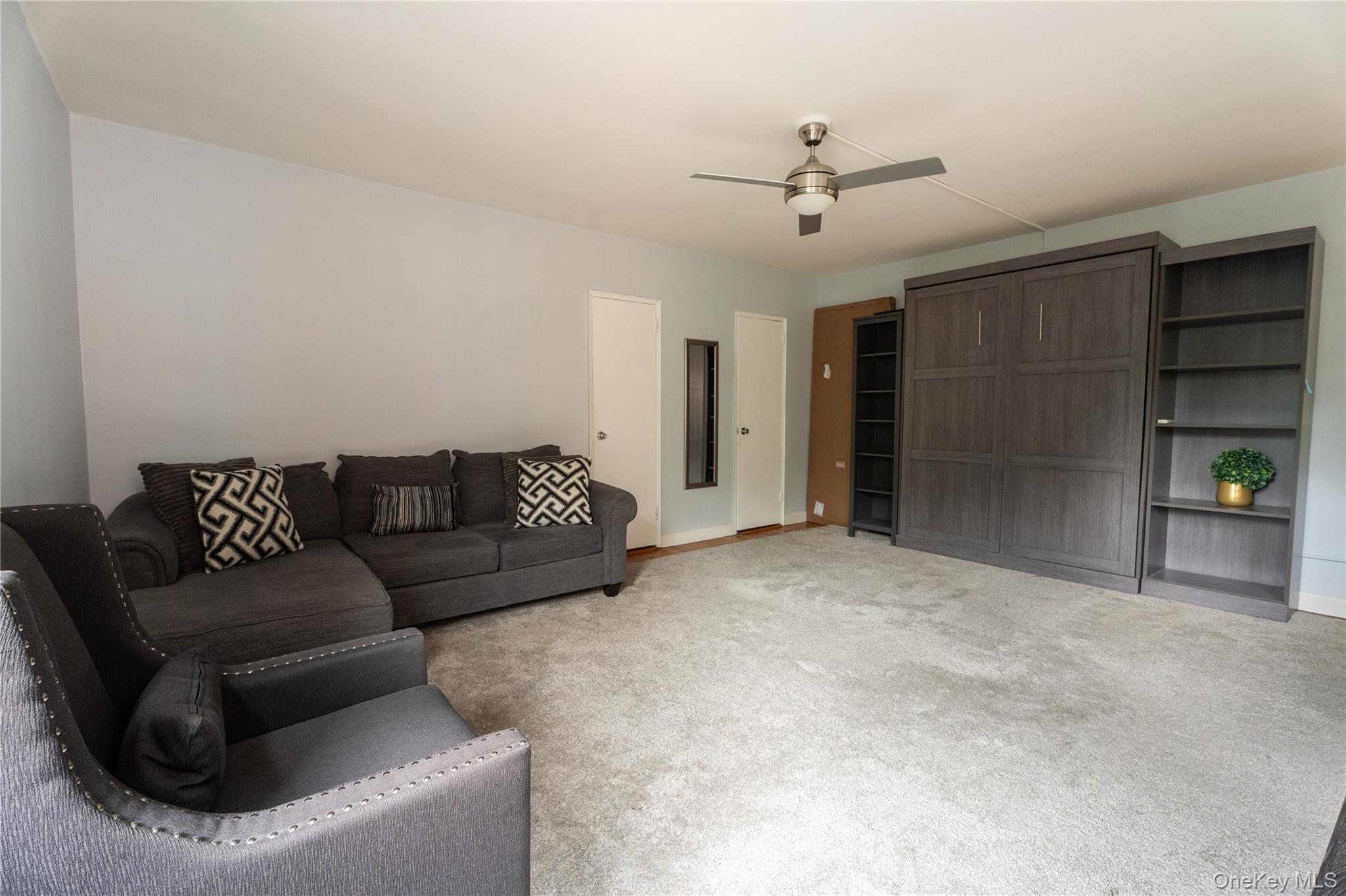 Photo 4 of this property