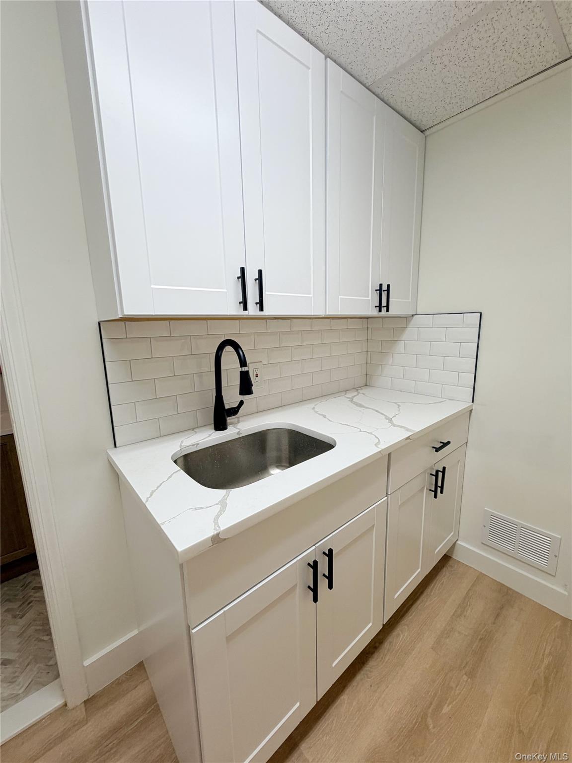 Photo 4 of this property