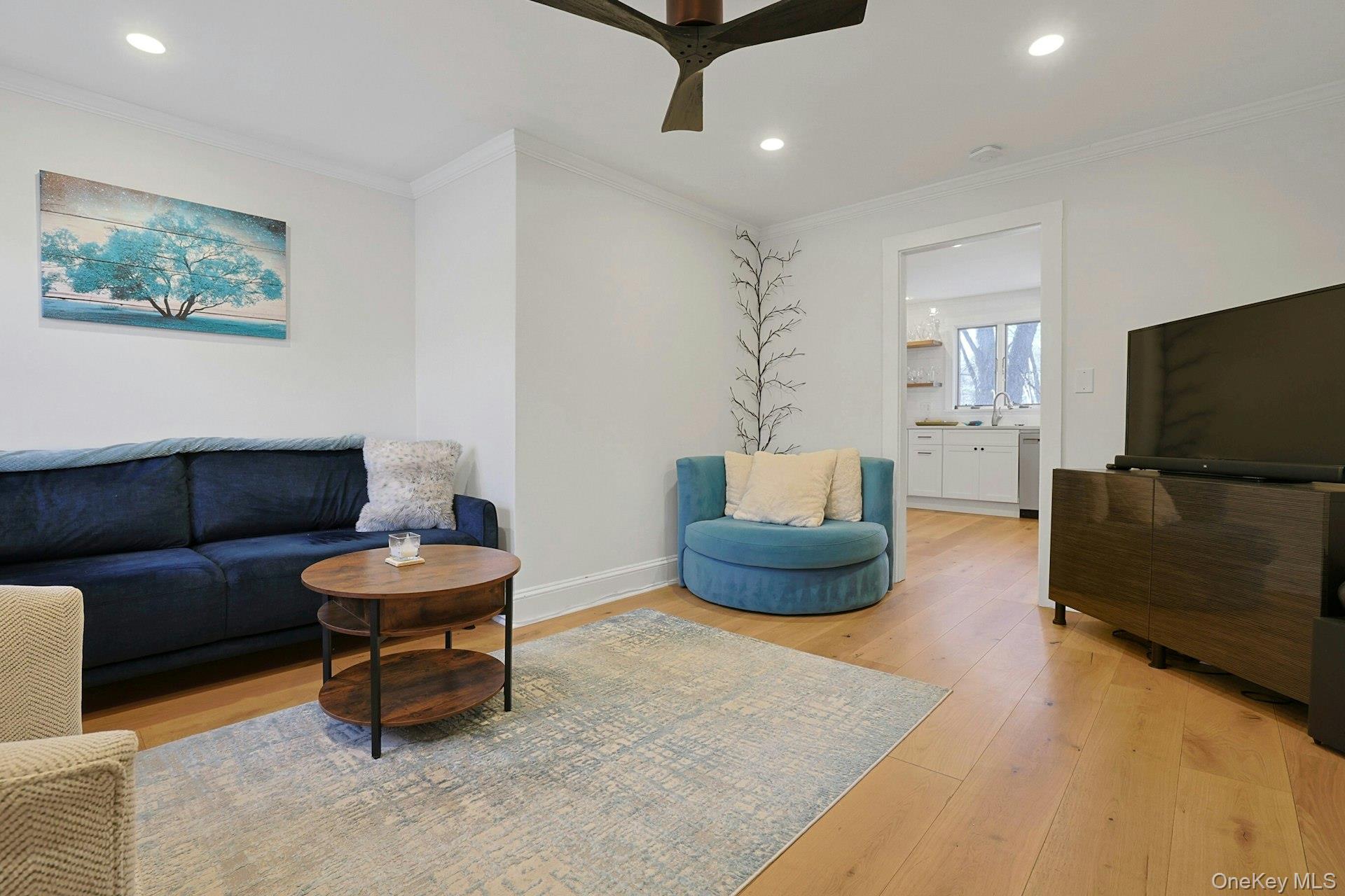 Photo 4 of this property
