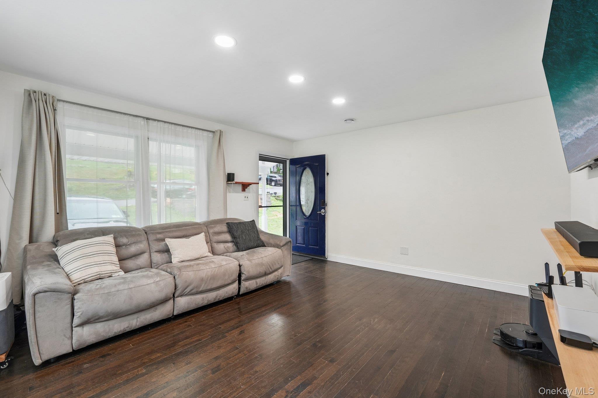 Photo 6 of this property