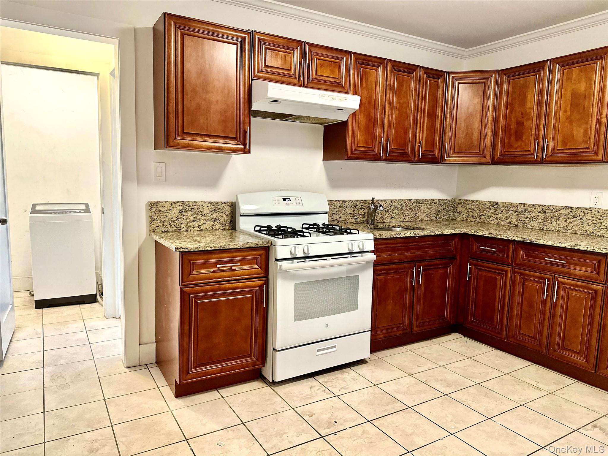Photo 3 of this property